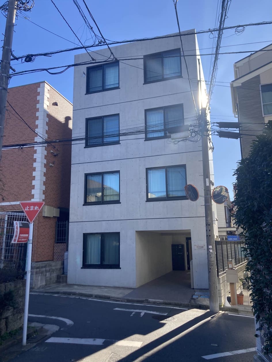 北池袋 防音レコーディングスタジオ 建物の外観（鉄筋コンクリート4階建て）